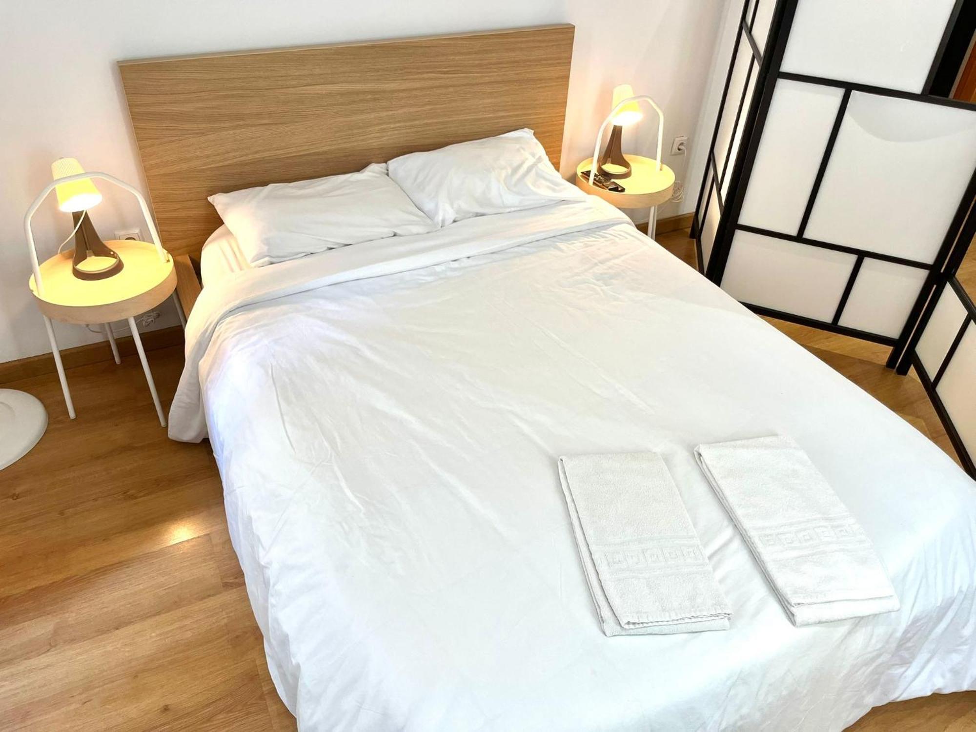 2 Bedroom Apartment - Bairro Alto Residence Lisbon Bagian luar foto