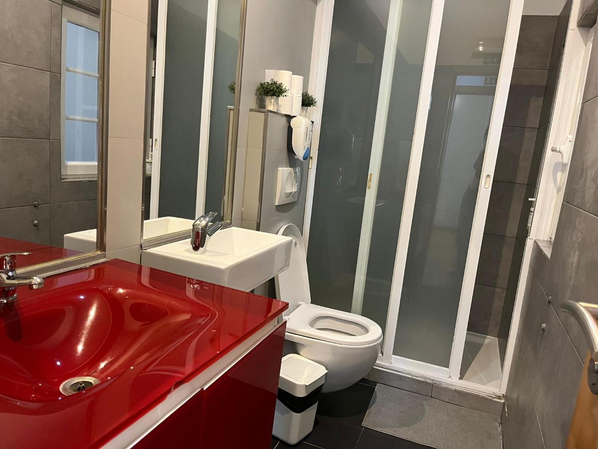 2 Bedroom Apartment - Bairro Alto Residence Lisbon Bagian luar foto